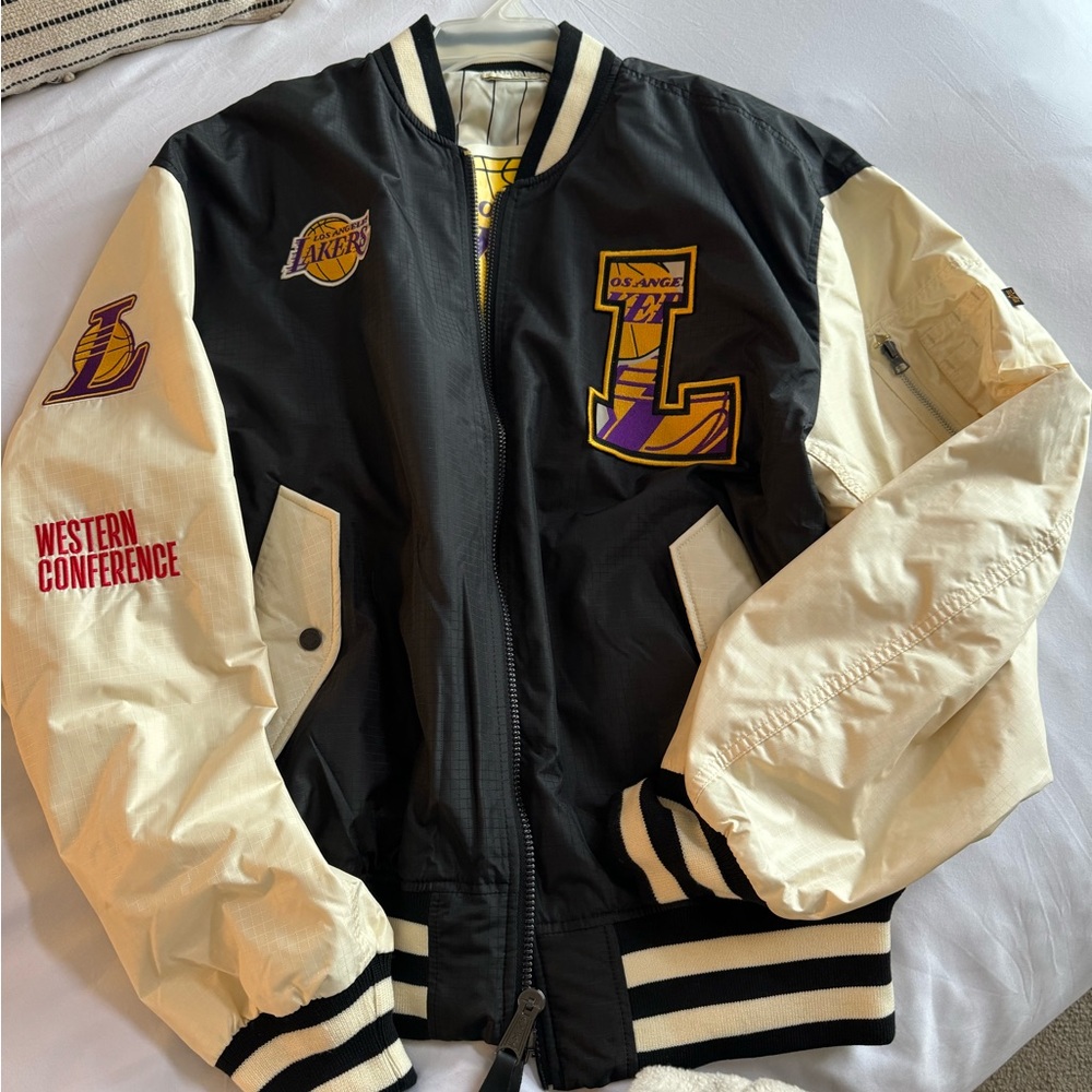 Men’s laker jacket - Picture 2 of 8